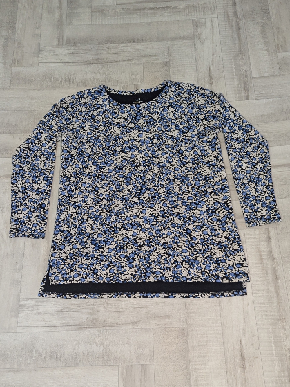 J Jill M Simply Supima Crew Neck Tunic Long Sleeve Blue White Floral Boho Modest